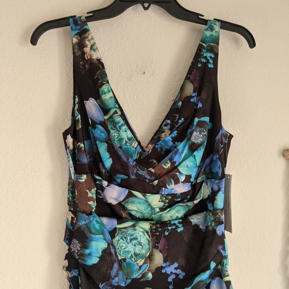 Ivy Blu Dark Floral V Neck Dress Sz 8 - Picture 4 of 9